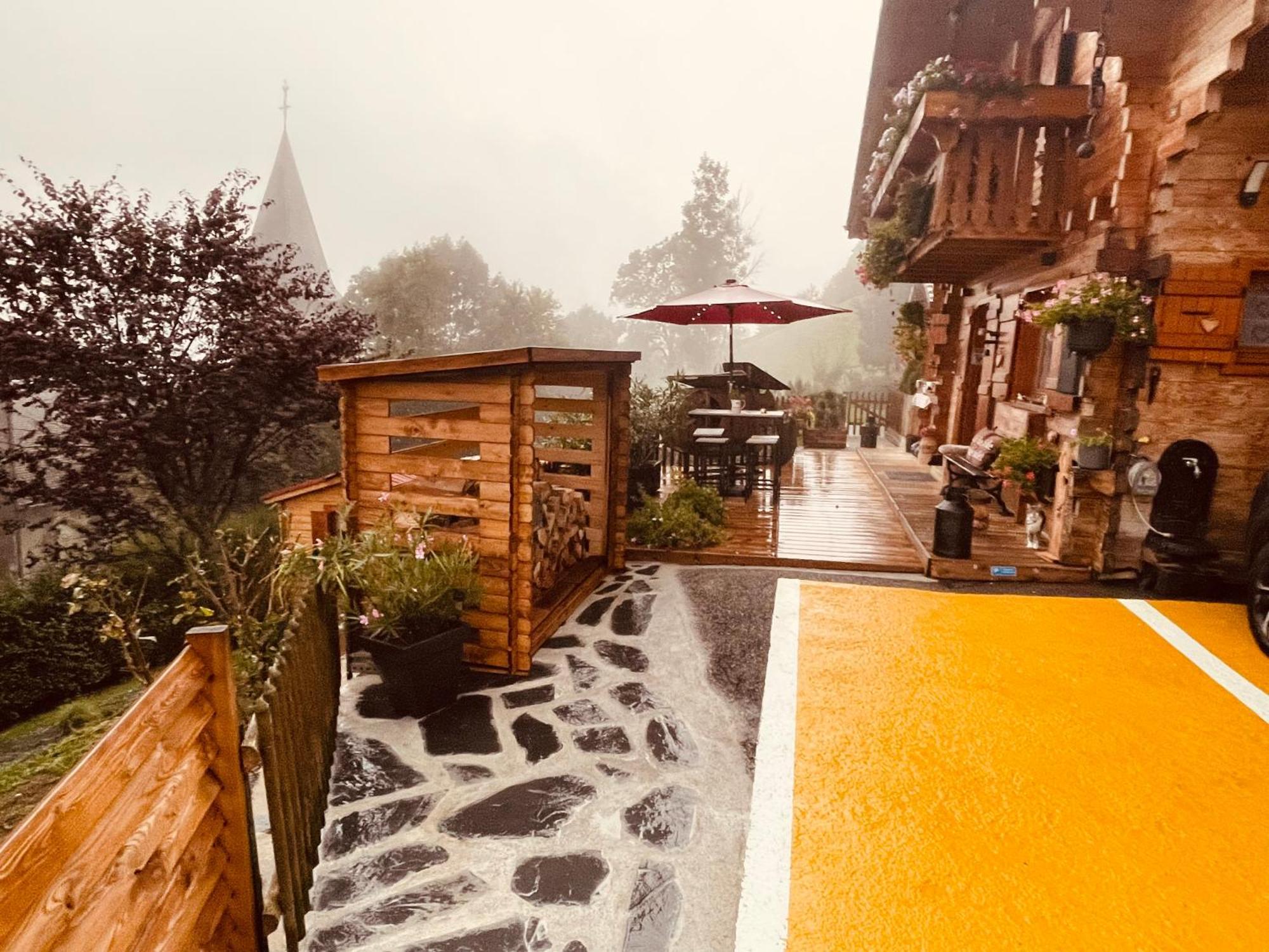 Le Blanc Nordique Chalet